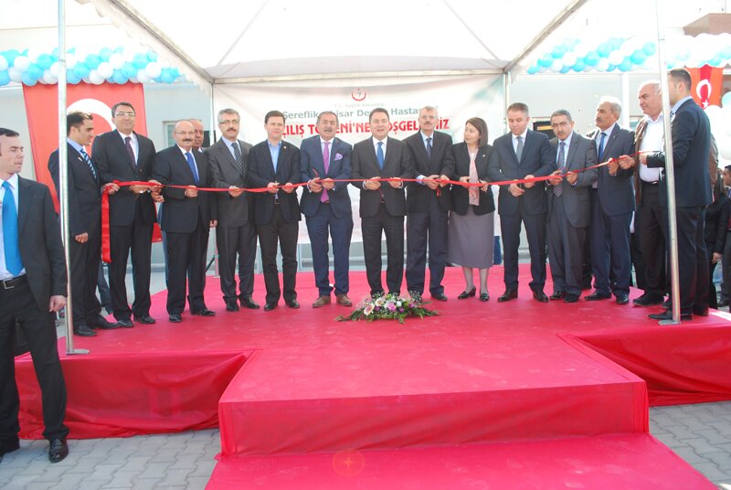 2013 yl Hastanenin Resmi Al ile mam Hatip Ortaokulu'nun temel atma treninden resimler